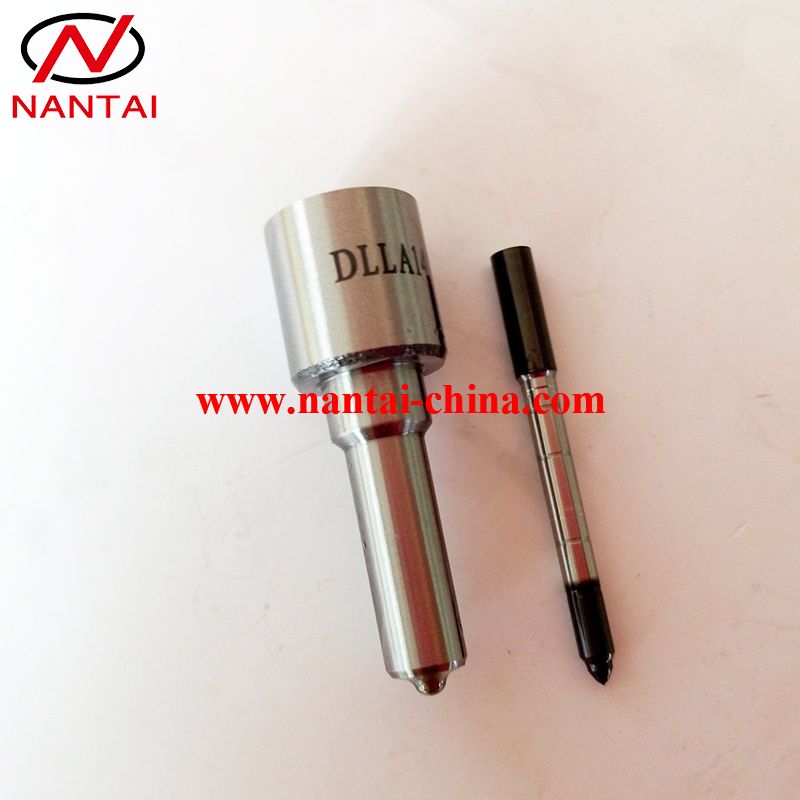 DLLA142P1709 Bosch Injector Nozzle D LLA1 42P 1709 / 0433172047 for Cummins ISLE engine